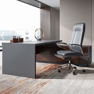 Стол руководителя, на опорной правой тумбе