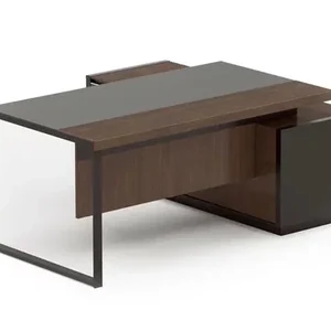 Стол руководителя, на опорной левой тумбе