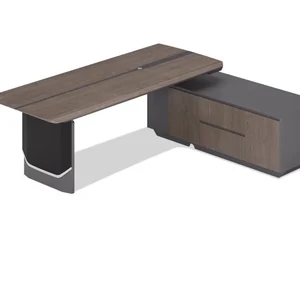 Стол руководителя на опорной правой тумбе с элетроприводом